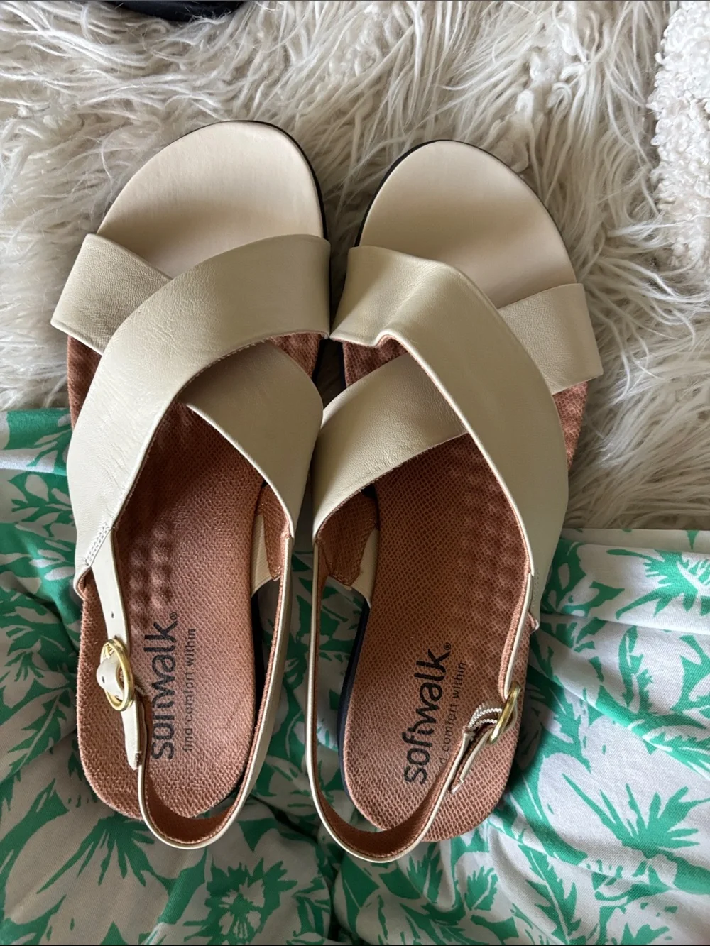 NIB Softwalk Tillman Sling - bone